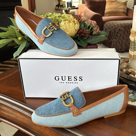 Brand New Guess Isaac Loafer Light Blue Denim Flats Neutral Tan Leather Trim - Picture 15 of 15